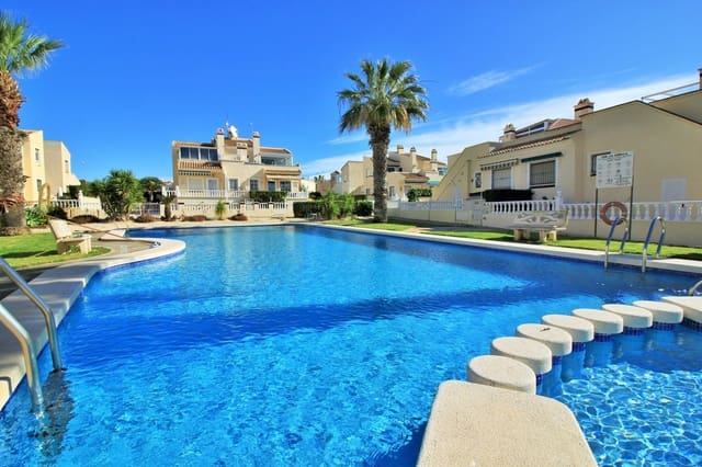 3 bedroom Townhouse for sale in Playa Flamenca, Orihuela with pool - € 249,000 (Ref: 9614698)