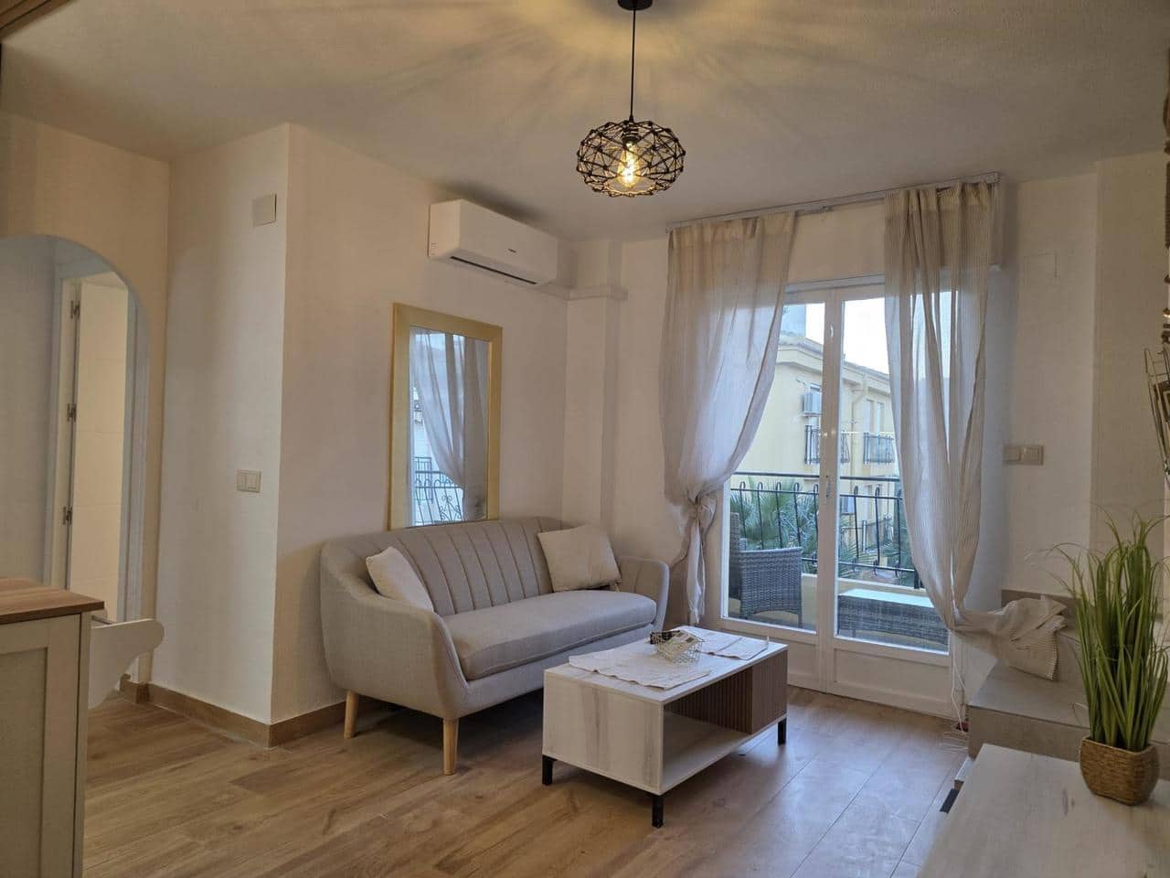 2 soverom Penthouse til salgs i Torrevieja - € 146 800 (Ref: 9614700)