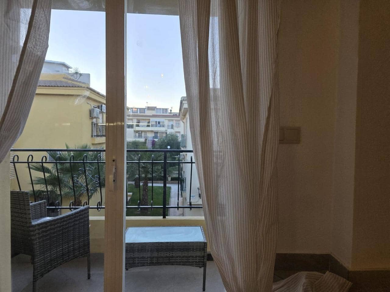 2 soverom Penthouse til salgs i Torrevieja - € 146 800 (Ref: 9614700)