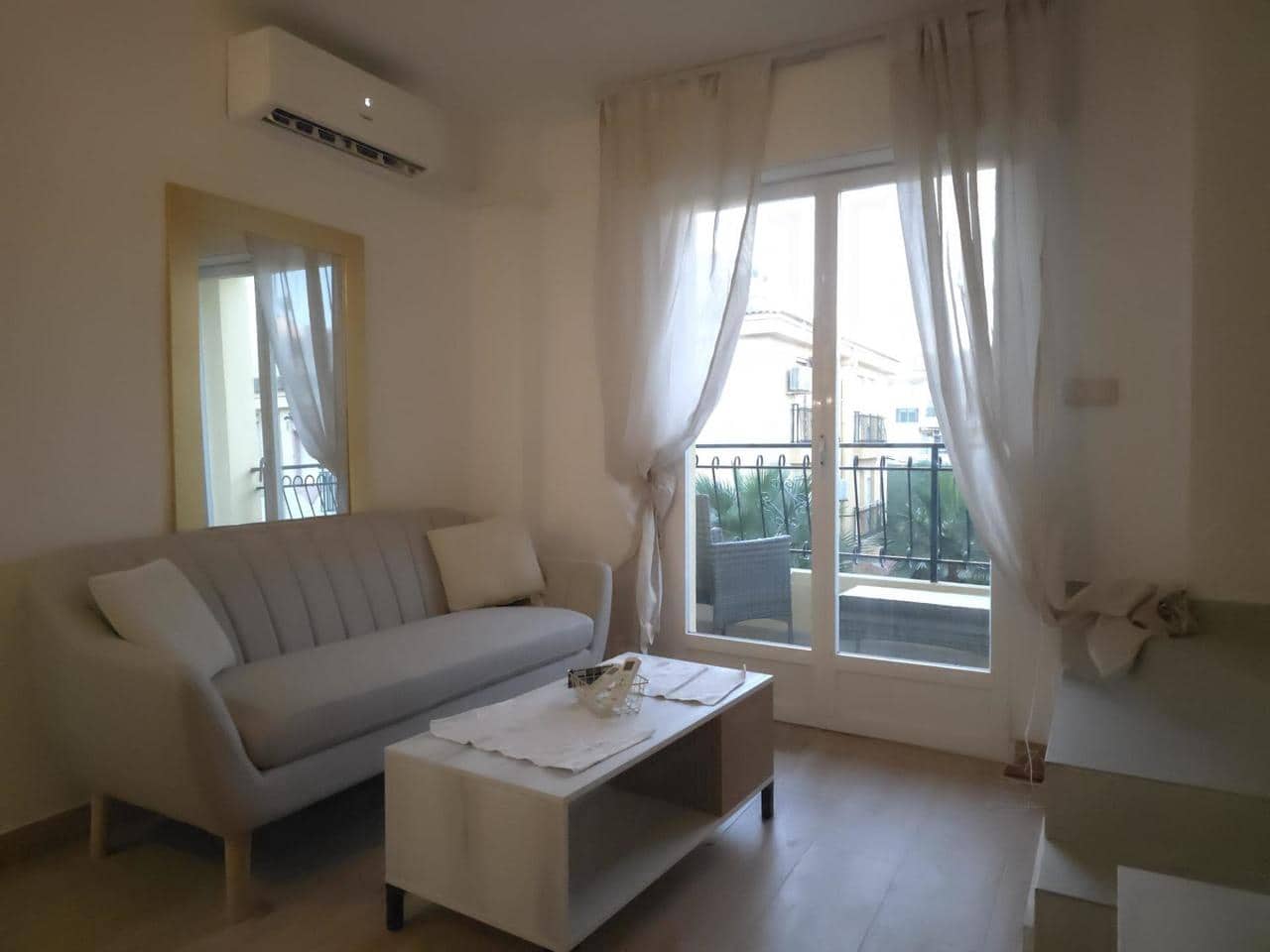 2 soverom Penthouse til salgs i Torrevieja - € 146 800 (Ref: 9614700)