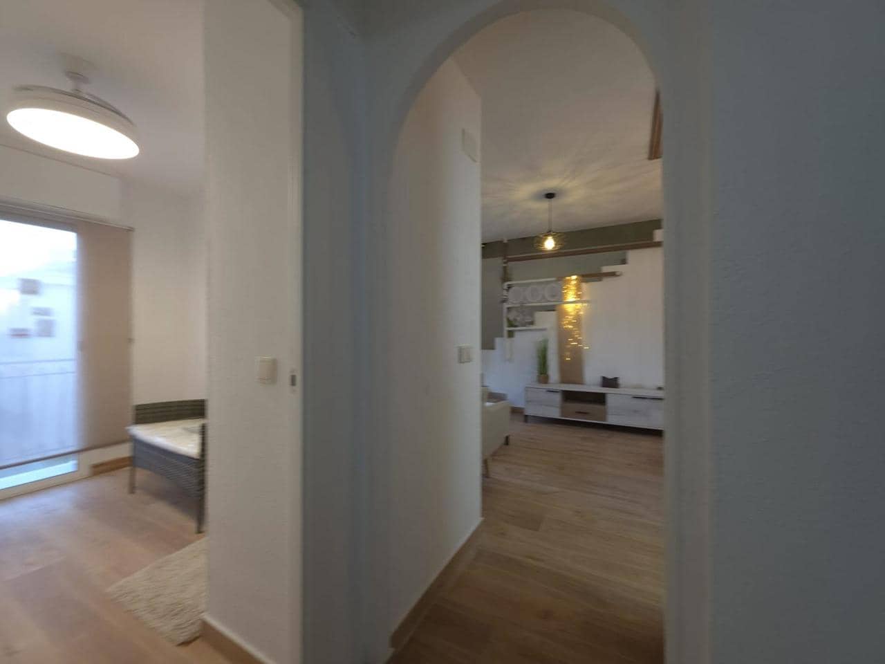 2 quarto Penthouse para venda em Torrevieja - 146 800 € (Ref: 9614700)