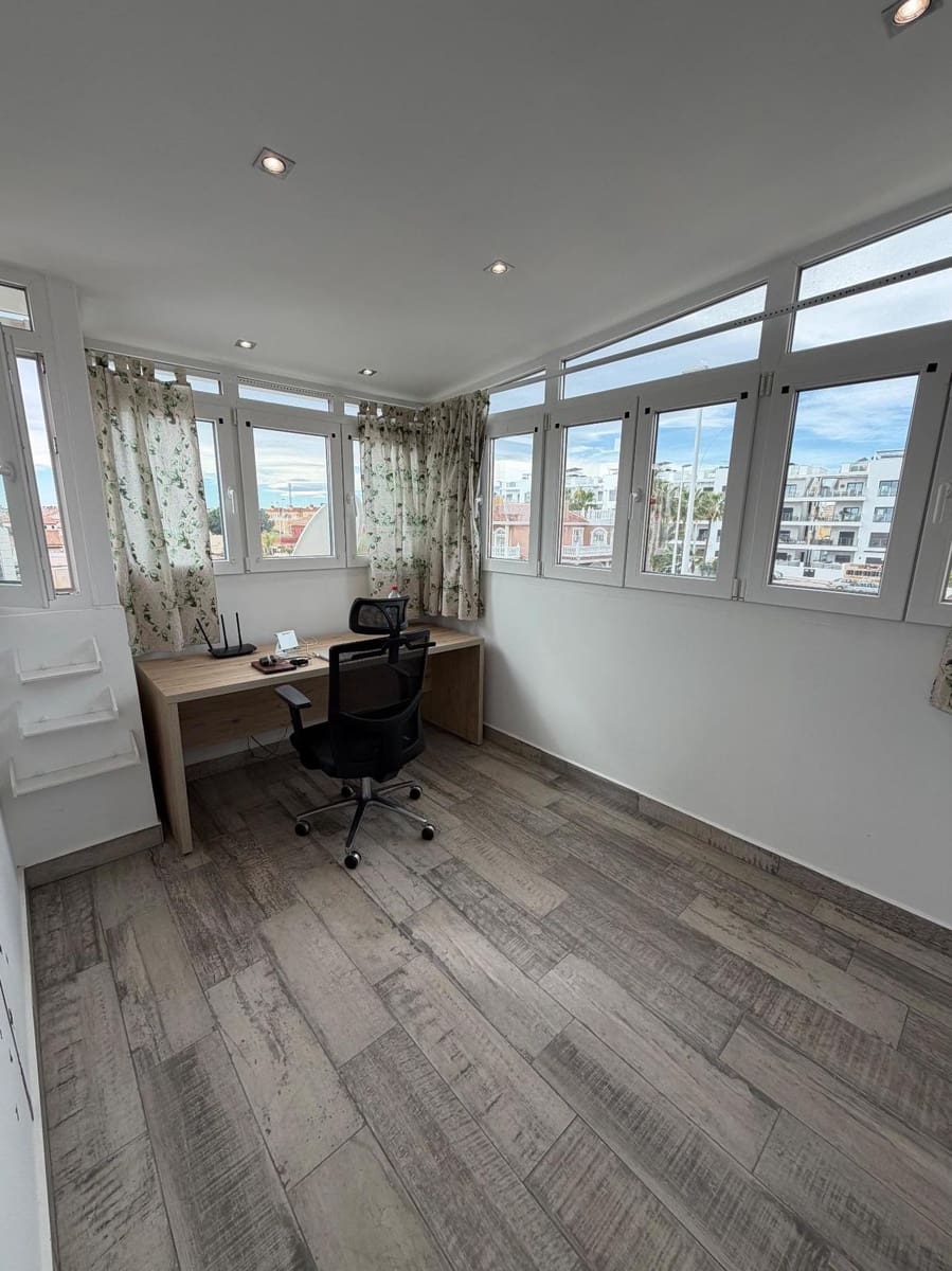 4 sovrum Hus till salu i Orihuela Costa - 279 000 € (Ref: 9625294)