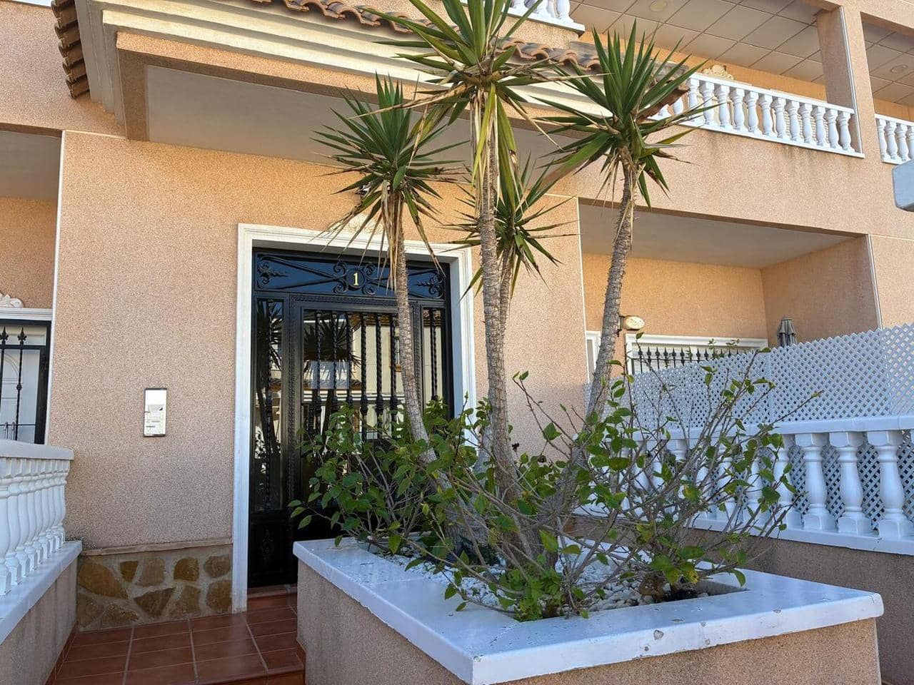 Apartamento de 2 habitaciones en Orihuela Costa en venta - 339.000 € (Ref: 9625305)