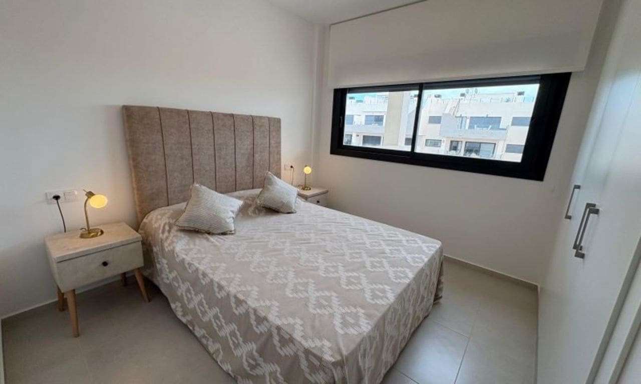 3 soveværelse Lejlighed til salg i Orihuela Costa med swimmingpool - € 390.000 (Ref: 9625306)