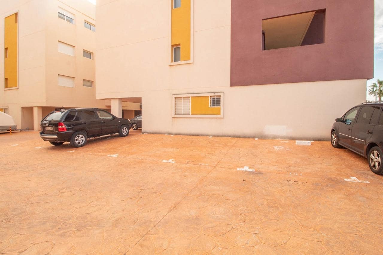 2 soveværelse Lejlighed til salg i Orihuela Costa med swimmingpool - € 249.000 (Ref: 9625309)