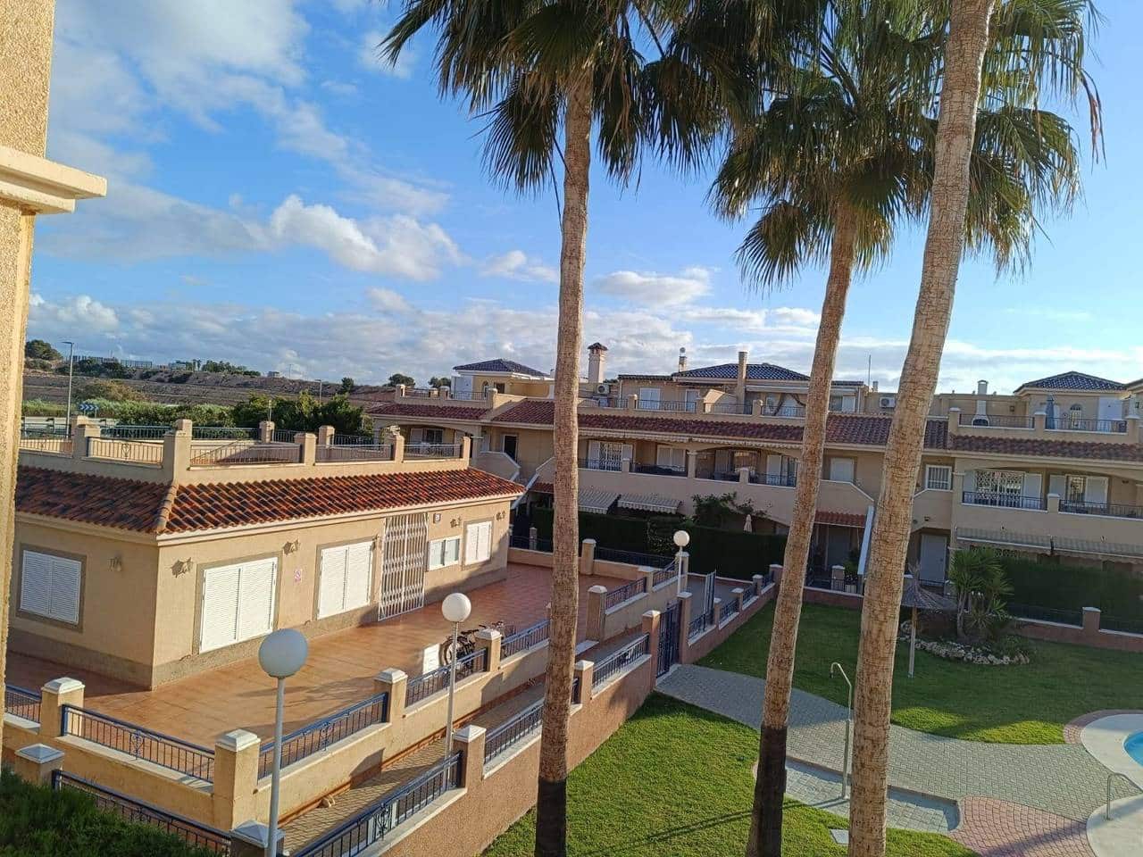 2 Zimmer Apartment zu verkaufen in Pilar de la Horadada mit Pool - 220.000 € (Ref: 9627181)