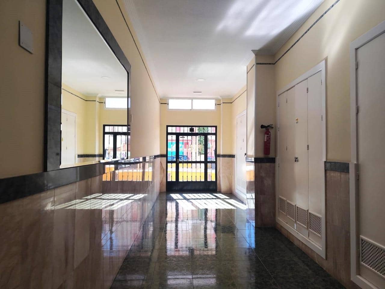 2 soveværelse Lejlighed til salg i Torrevieja - € 138.000 (Ref: 9627182)