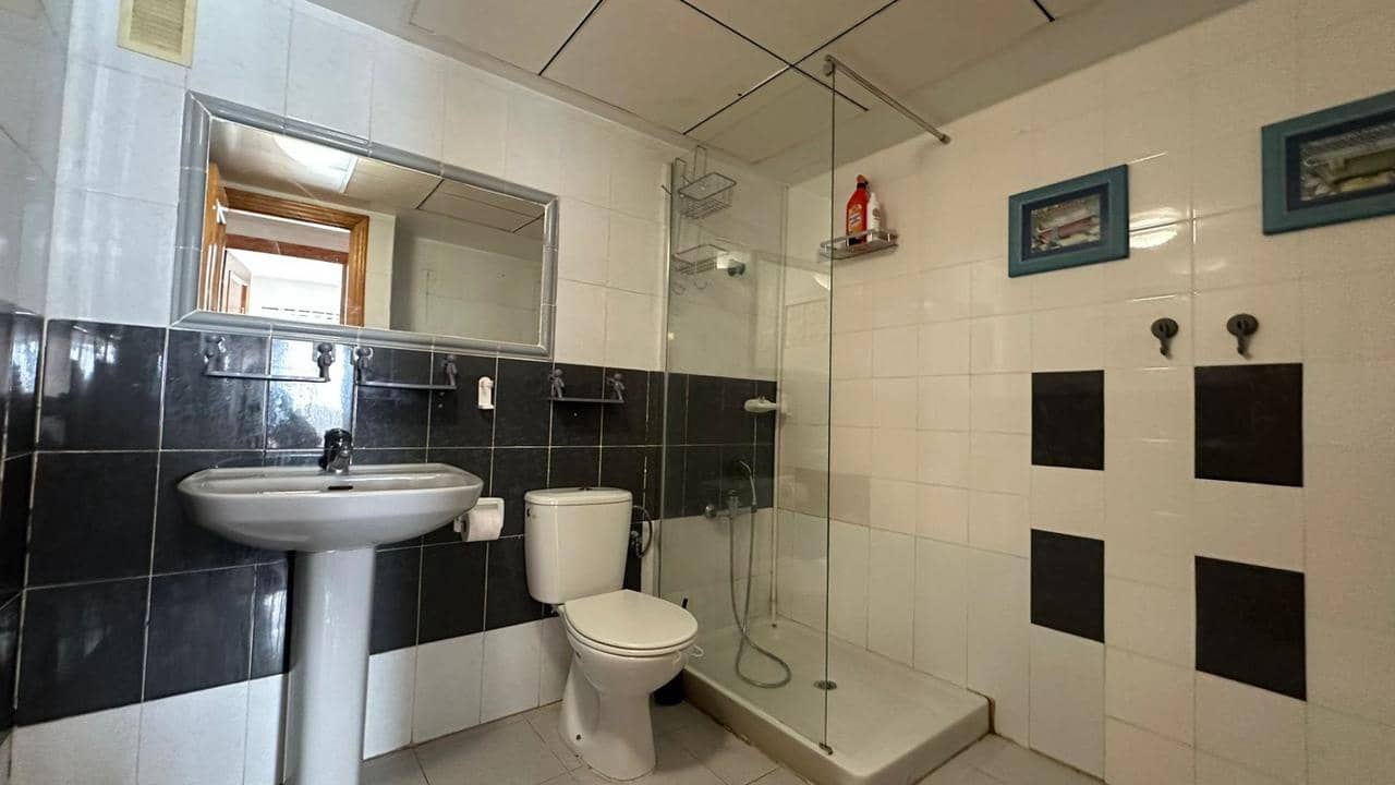 3 soveværelse Lejlighed til salg i Torrevieja med swimmingpool - € 169.900 (Ref: 9627183)