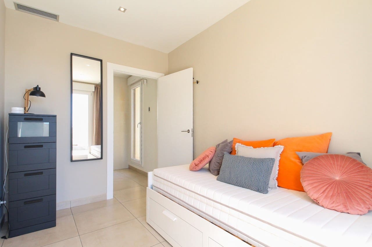 4 quarto Moradia para venda em Torrevieja - 1 075 000 € (Ref: 9629589)