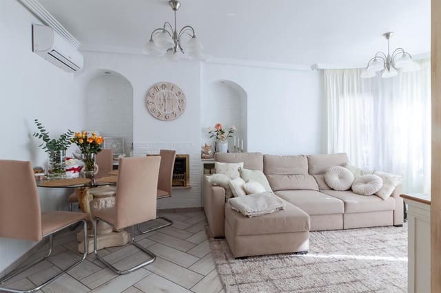 4 slaapkamer Villa te koop in Dehesa de Campoamor, Orihuela met zwembad - € 339.990 (Ref: 9629591)