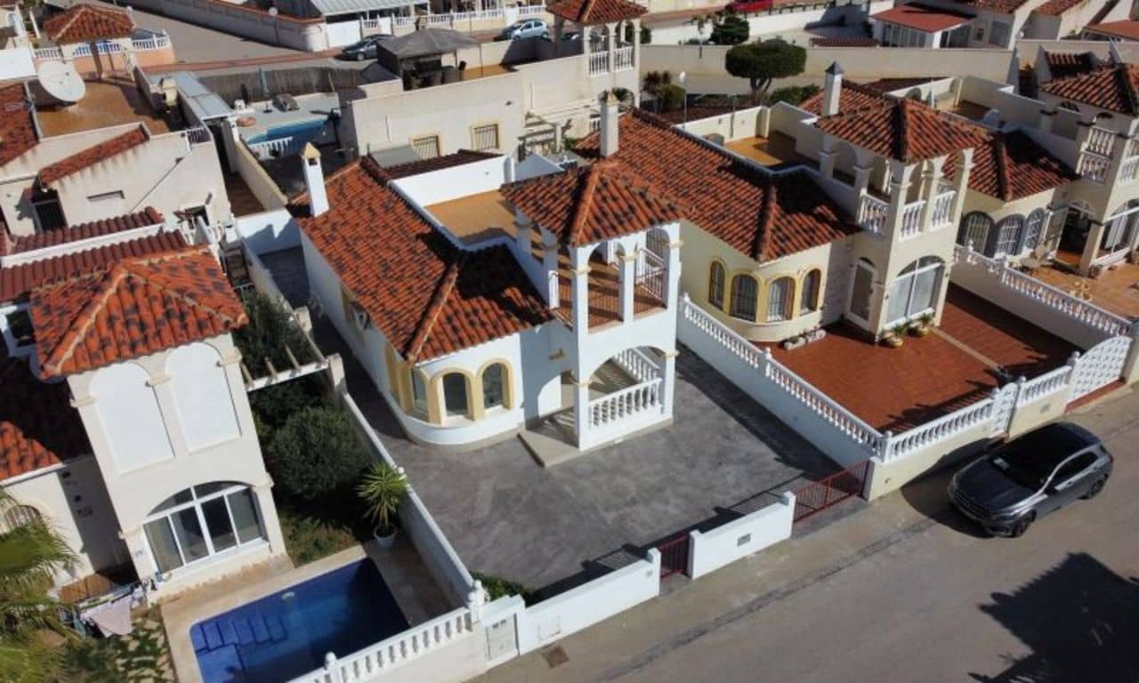 2 makuuhuone Huvila myytävänä paikassa Algorfa - 249 000 € (Ref: 9629599)