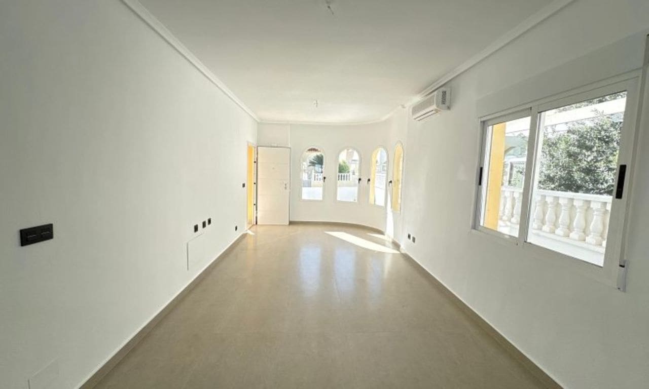 2 makuuhuone Huvila myytävänä paikassa Algorfa - 249 000 € (Ref: 9629599)