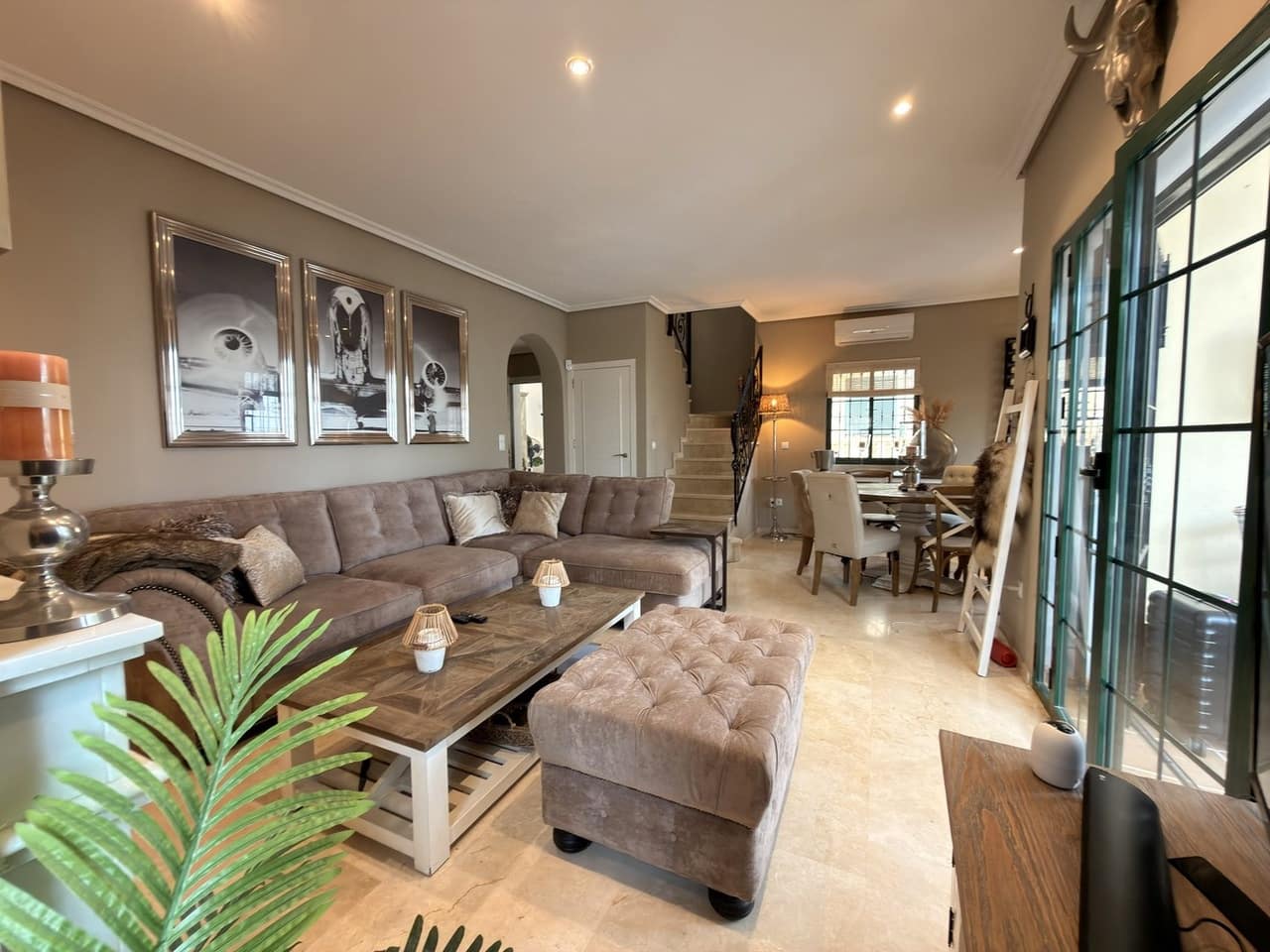 3 soveværelse Villa til salg i Orihuela Costa med swimmingpool - € 400.000 (Ref: 9629601)