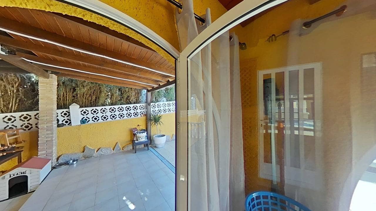 2 soverom Villa til salgs i Torrevieja med svømmebasseng - € 450 000 (Ref: 9633755)