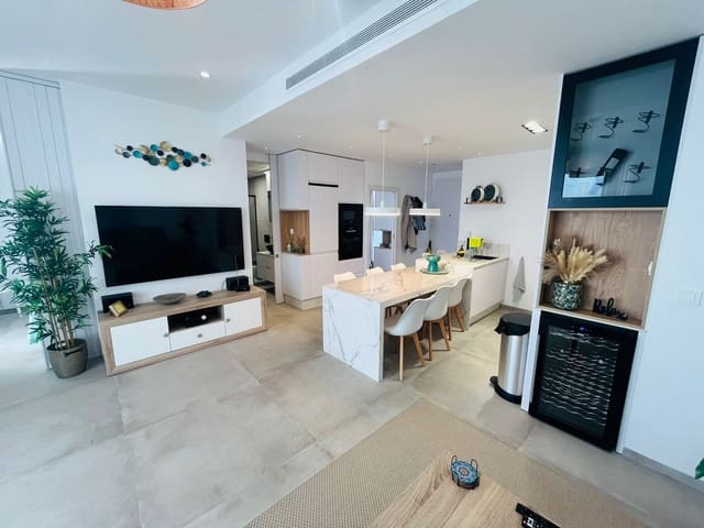 Apartamento de 3 habitaciones en San Pedro del Pinatar ciudad, San Pedro del Pinatar en venta - 375.000 € (Ref: 9633769)