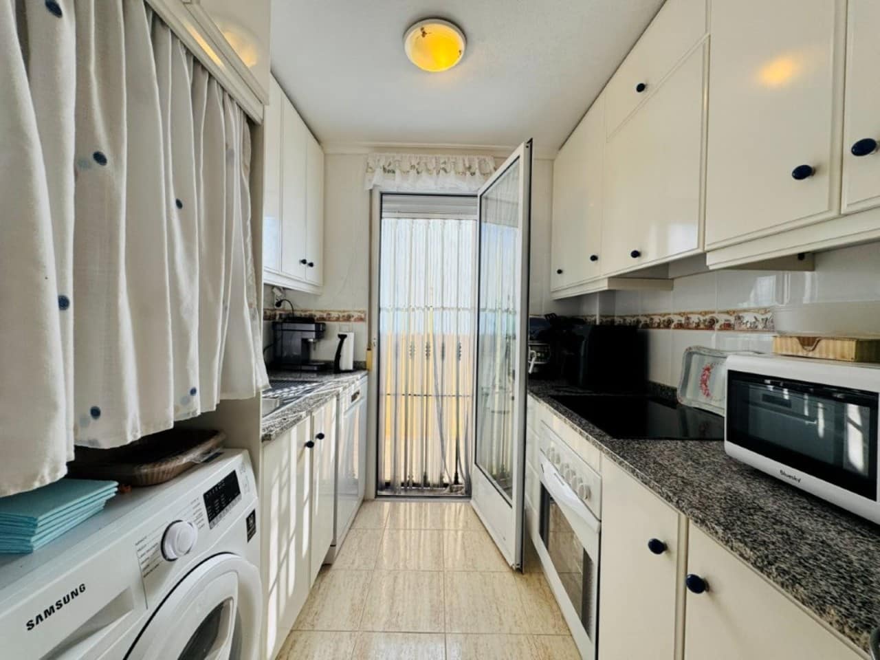 Apartamento de 2 habitaciones en La Mata en venta - 239.000 € (Ref: 9633772)