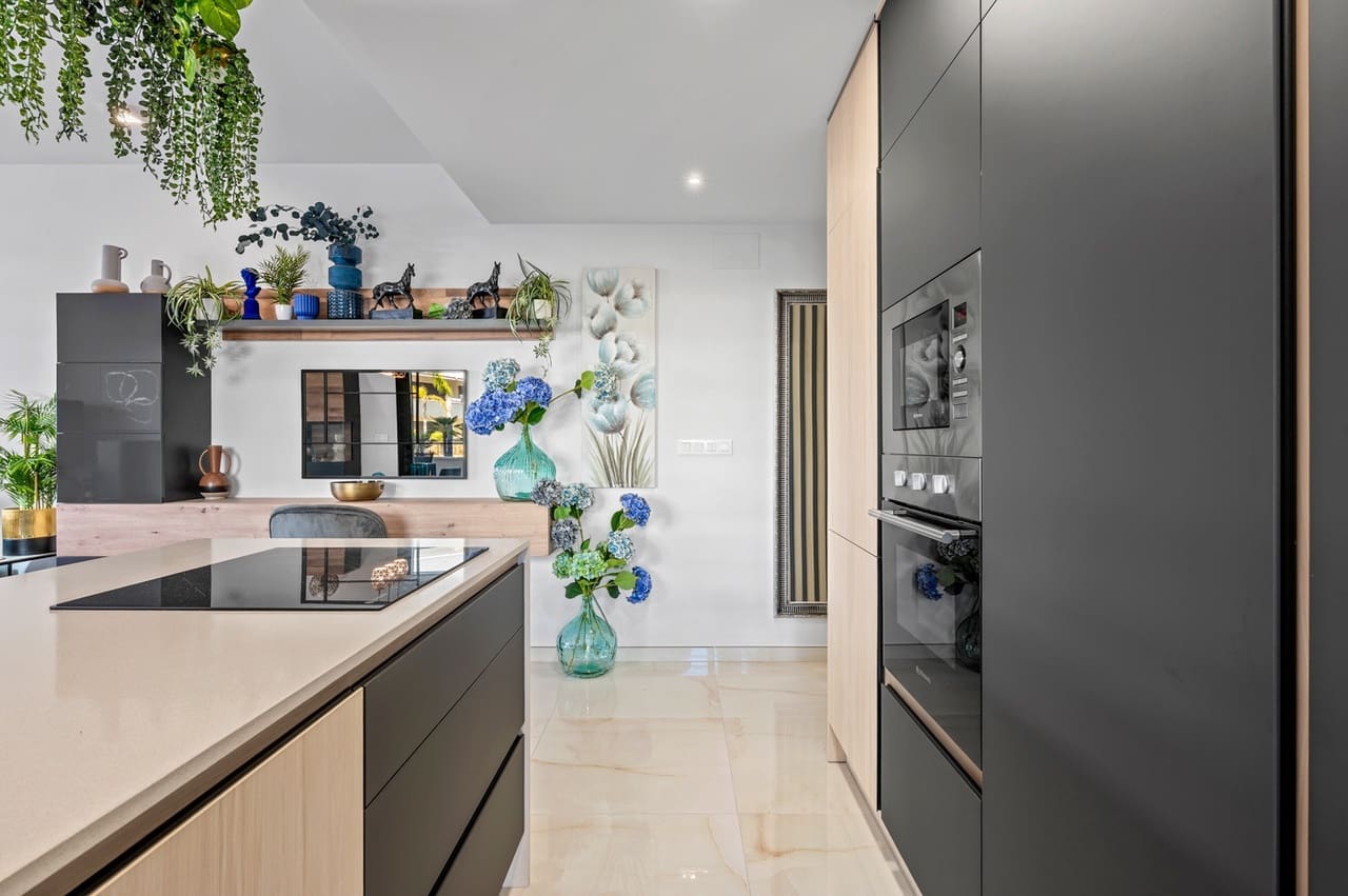 3 sypialnia Apartament na sprzedaż w Orihuela Costa z basenem garażem - 589 900 € (Ref: 9633786)