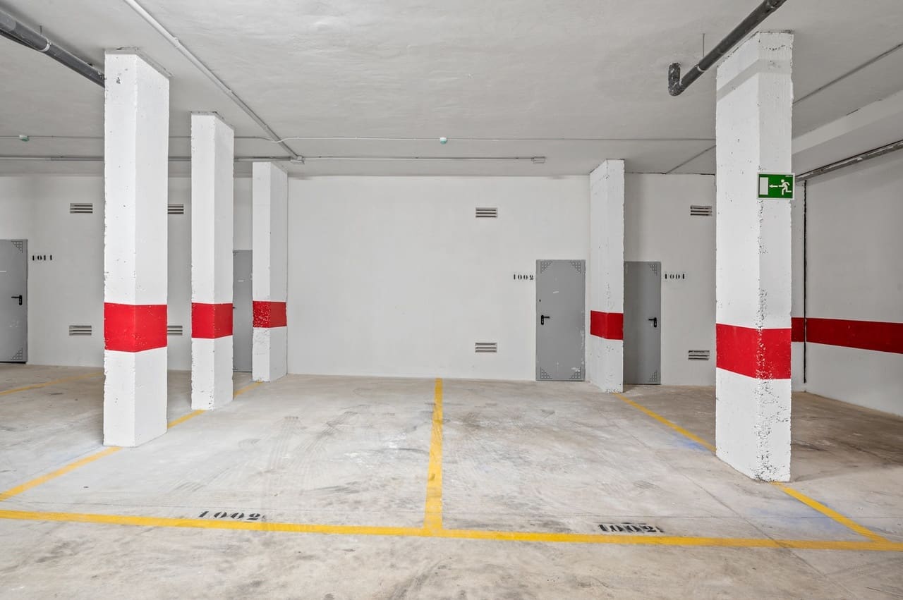 3 sypialnia Apartament na sprzedaż w Orihuela Costa z basenem garażem - 589 900 € (Ref: 9633786)