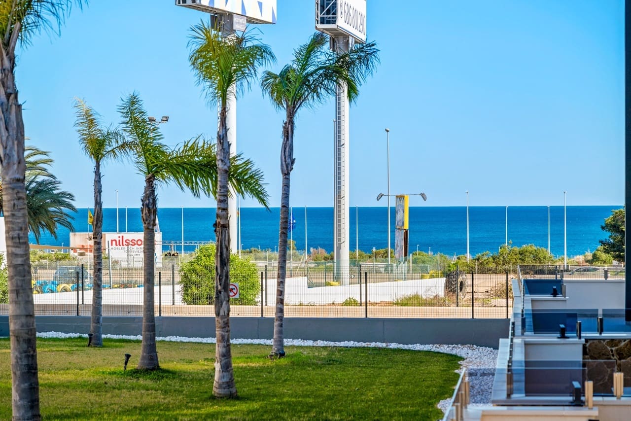 3 sypialnia Apartament na sprzedaż w Orihuela Costa z basenem garażem - 589 900 € (Ref: 9633786)