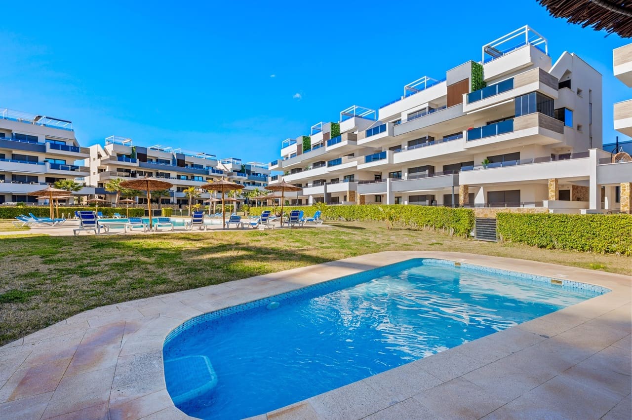 3 sypialnia Apartament na sprzedaż w Orihuela Costa z basenem garażem - 589 900 € (Ref: 9633786)