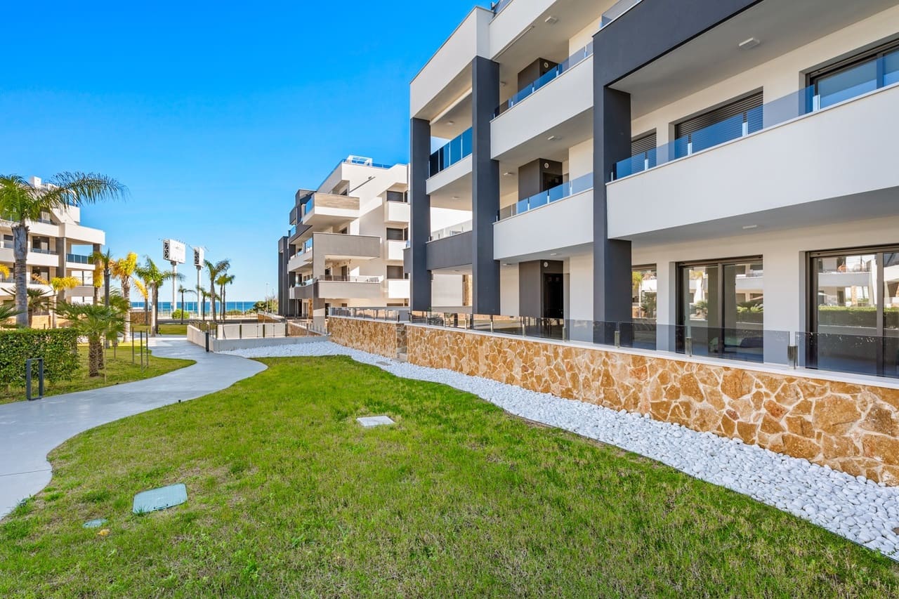 3 sypialnia Apartament na sprzedaż w Orihuela Costa z basenem garażem - 589 900 € (Ref: 9633786)