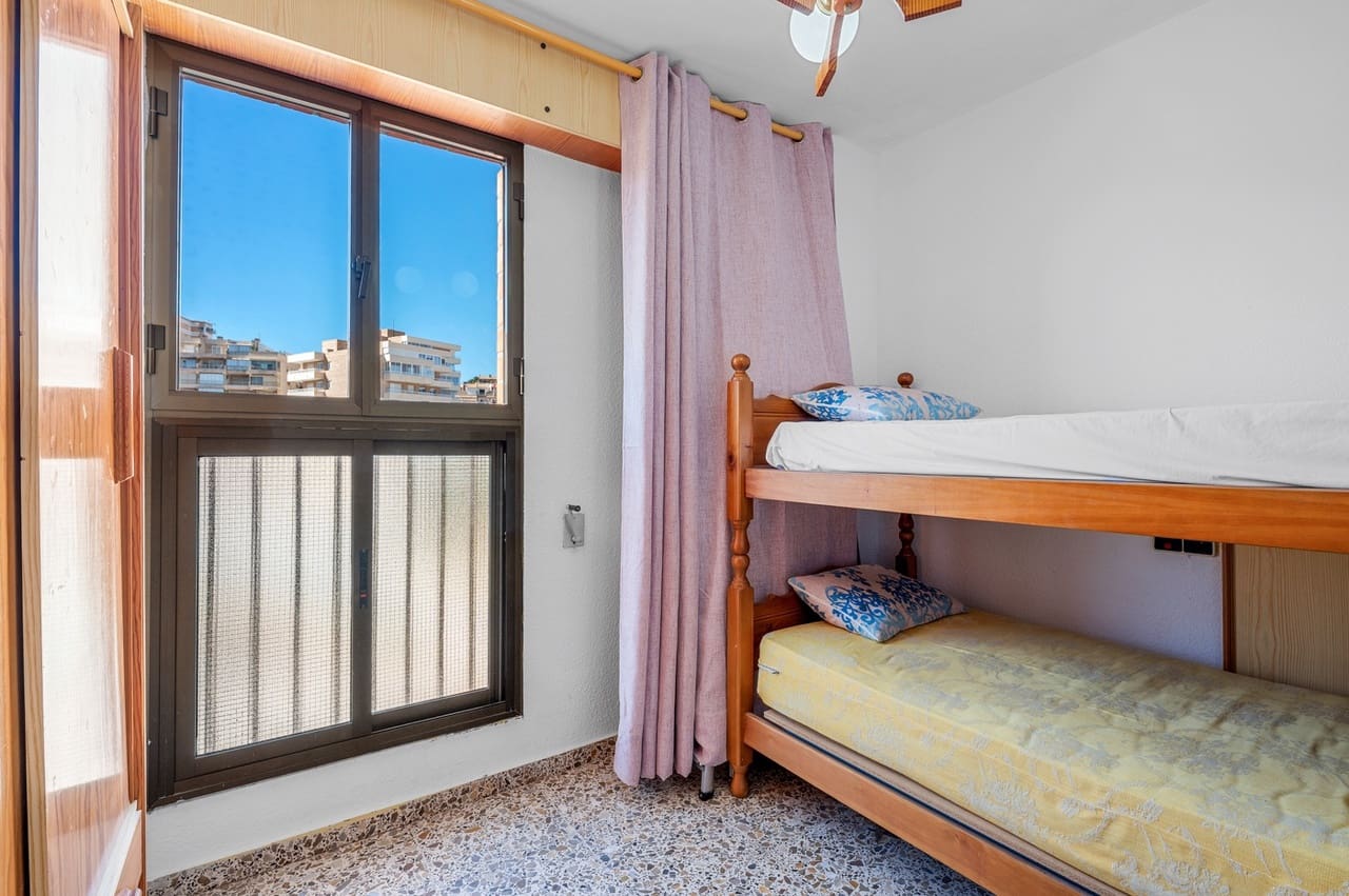 3 bedroom Apartment for sale in Arenales del Sol with pool - € 340,000 (Ref: 9633788)