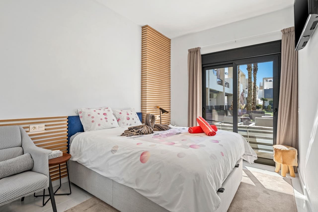 2 Zimmer Apartment zu verkaufen in Guardamar del Segura - 265.000 € (Ref: 9633795)