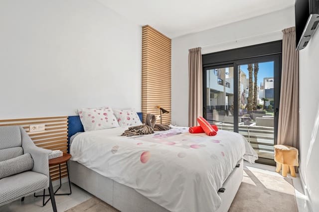 2 Zimmer Apartment zu verkaufen in Zona Pueblo, Guardamar del Segura - 265.000 € (Ref: 9633795)