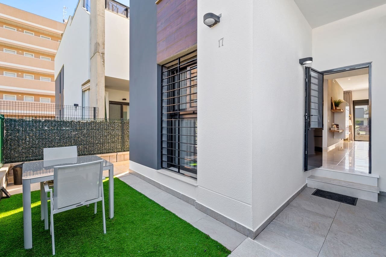 2 Zimmer Apartment zu verkaufen in Guardamar del Segura - 265.000 € (Ref: 9633795)