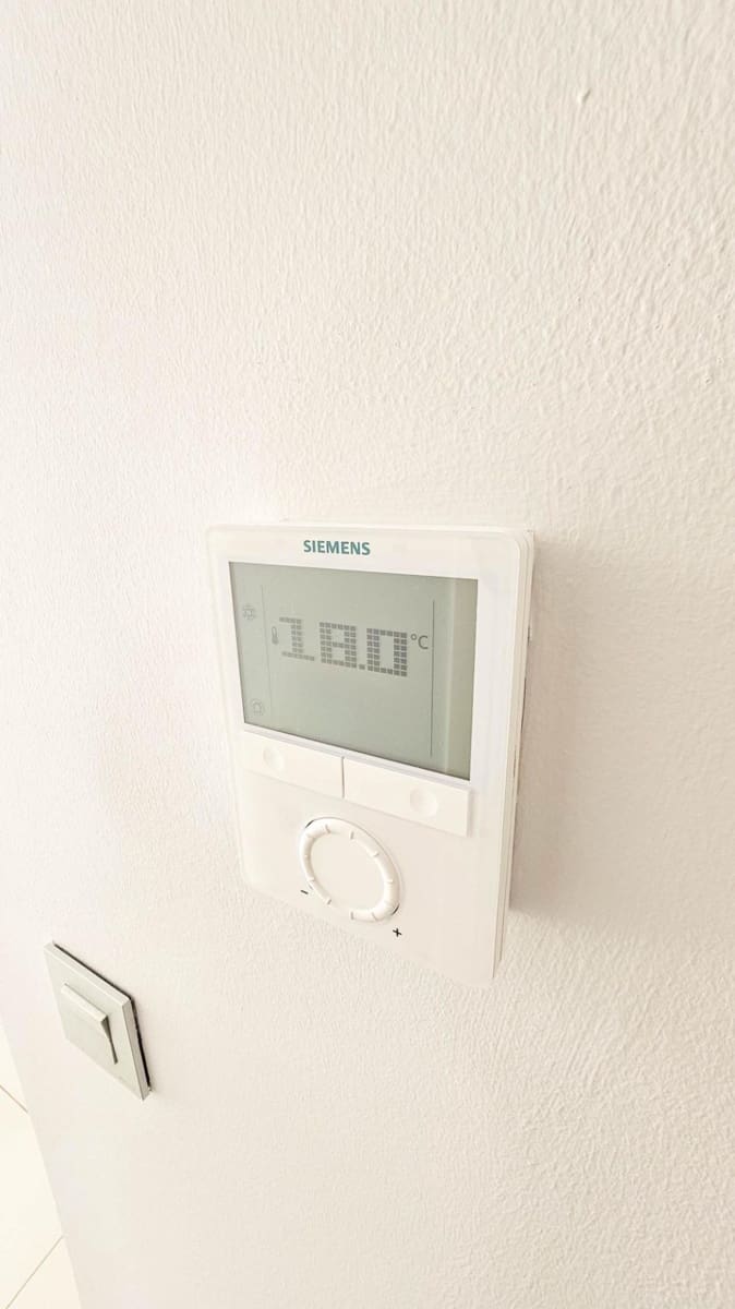 Chalet de 3 habitaciones en Rojales en venta con piscina - 458.900 € (Ref: 9633797)