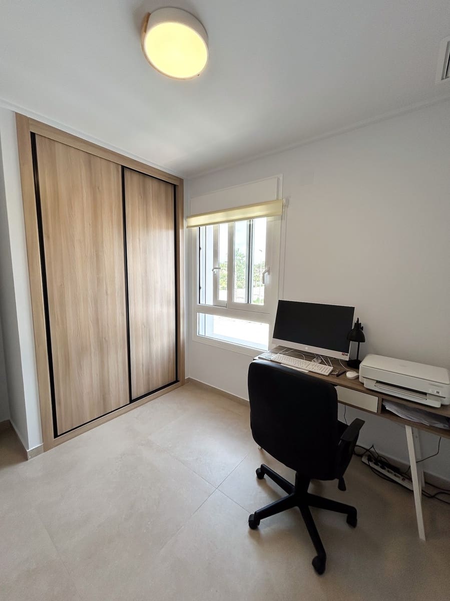 3 soveværelse Lejlighed til salg i El Raso - € 295.000 (Ref: 9633799)