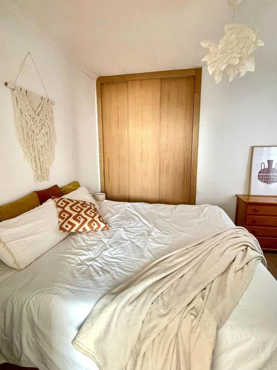 Ático de 2 habitaciones en Torrevieja en venta con piscina - 132.000 € (Ref: 9636421)