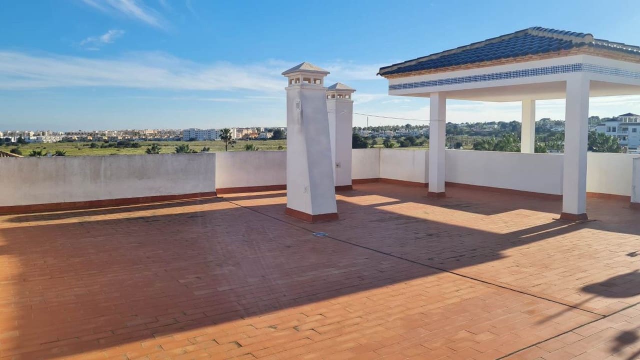 2 bedroom Penthouse for sale in Villamartin - € 229,900 (Ref: 9636423)