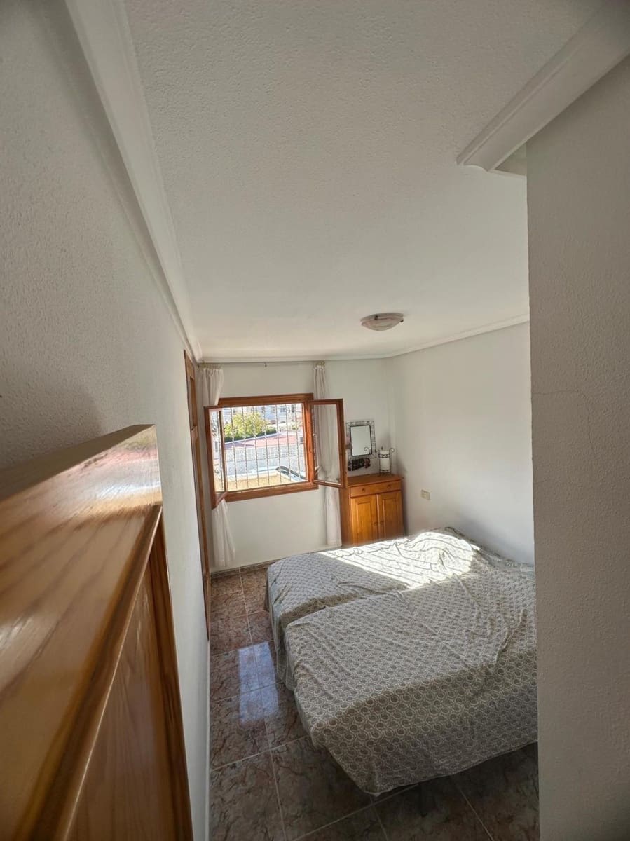 2 Zimmer Bungalow zu verkaufen in Guardamar del Segura mit Pool - 136.000 € (Ref: 9636424)