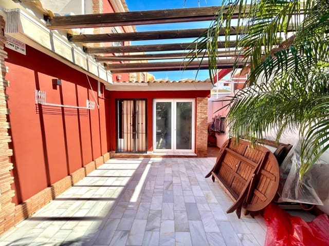 4 sypialnia Dom na sprzedaż w Torre de la Horadada, Pilar de la Horadada z garażem - 460 000 € (Ref: 9636425)