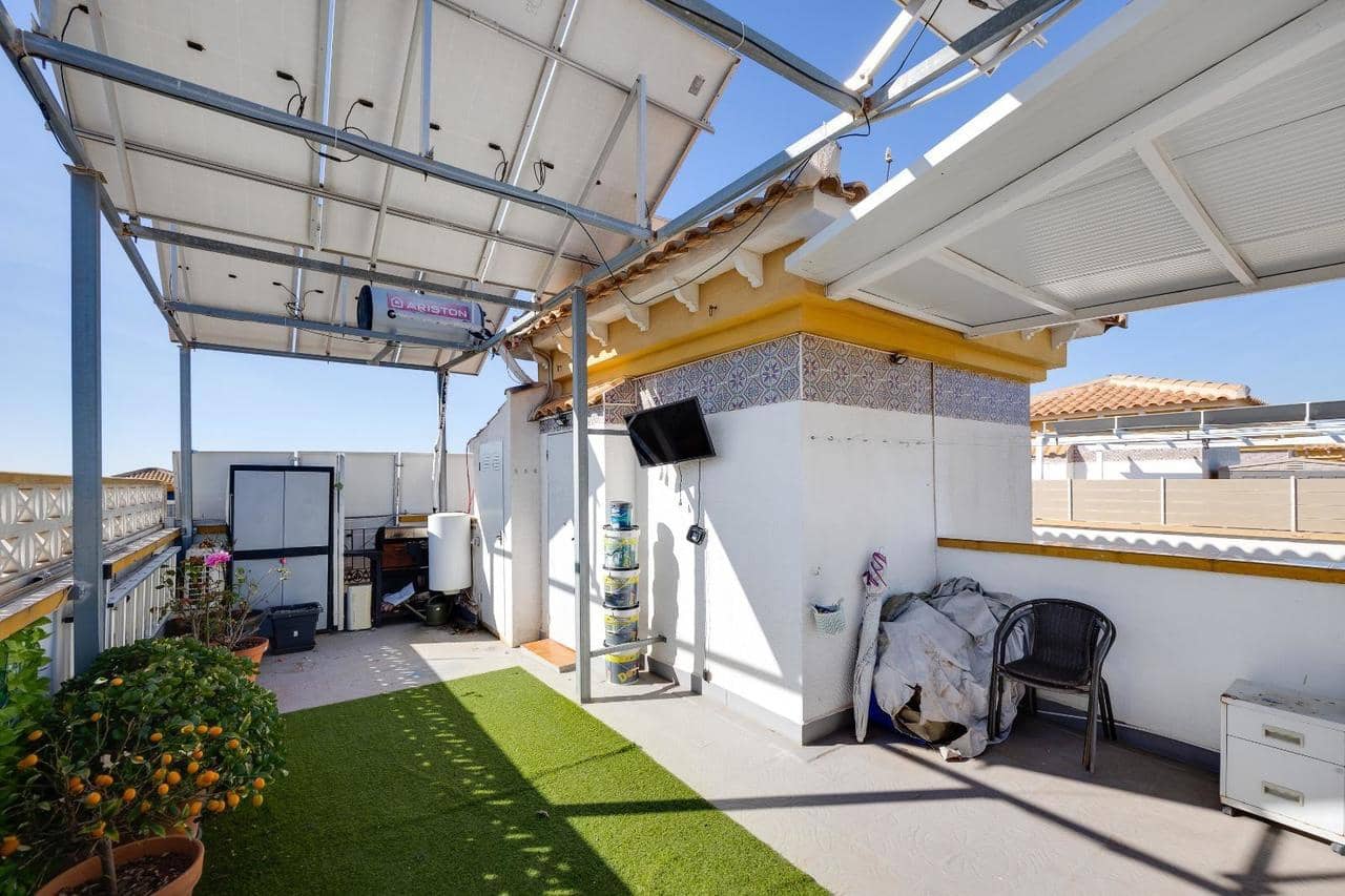 3 camera da letto Casa in vendita in Torrevieja con piscina - 249.900 € (Rif: 9639066)