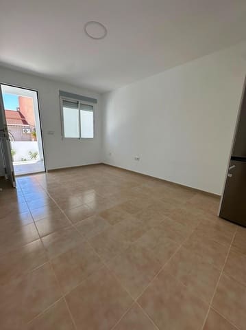 2 quarto Bungalow para venda em El Molino, Torrevieja - 160 000 € (Ref: 9639070)