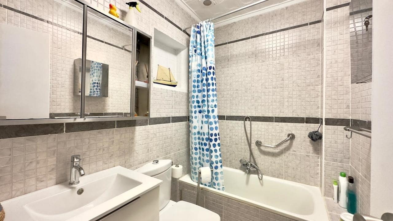 2 camera da letto Casa in vendita in Torrevieja con piscina - 134.900 € (Rif: 9639078)