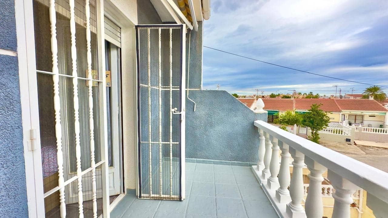2 camera da letto Casa in vendita in Torrevieja con piscina - 134.900 € (Rif: 9639078)
