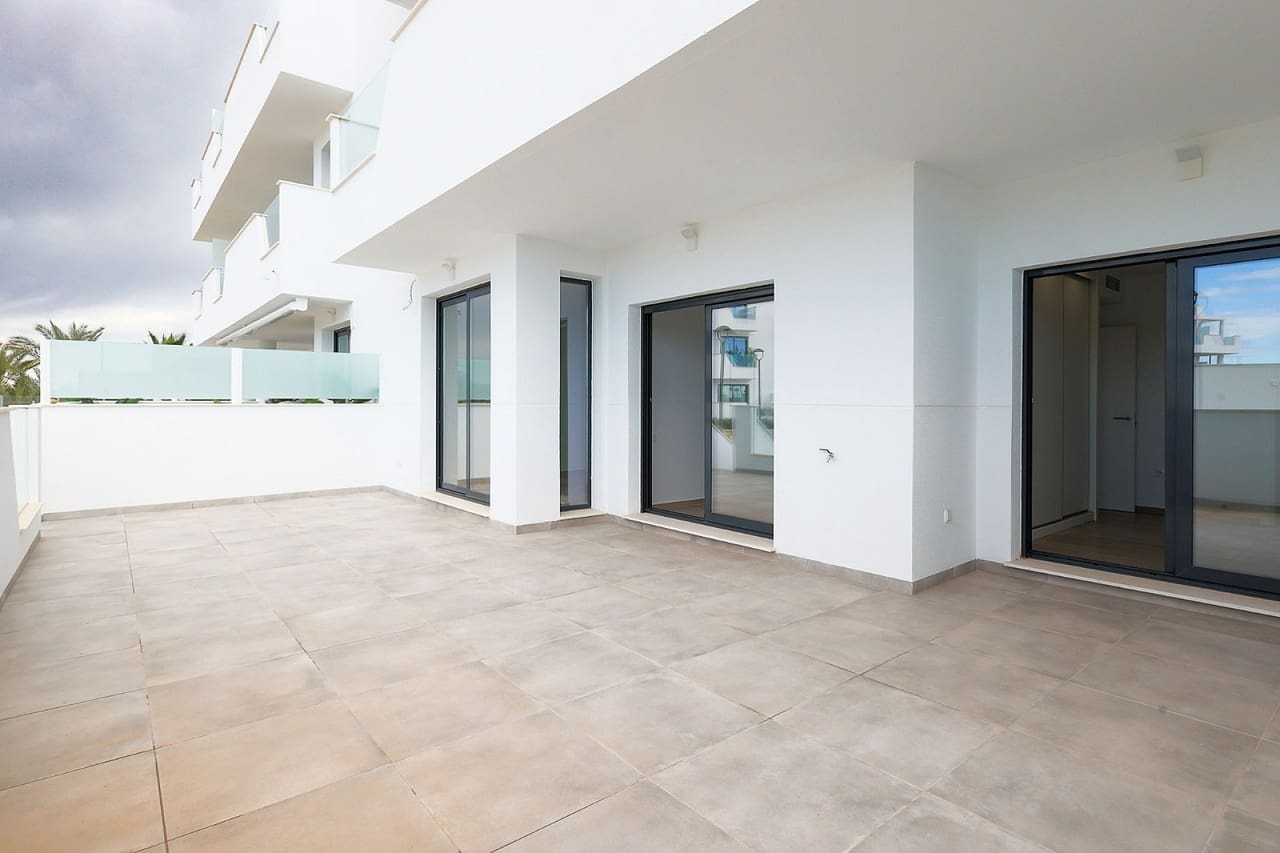 2 soveværelse Lejlighed til salg i Los Alcazares - € 335.000 (Ref: 9640041)