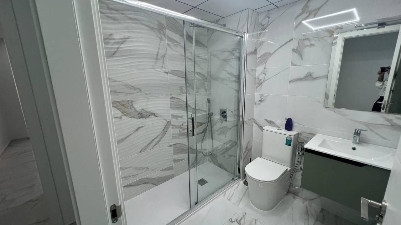 2 bedroom Apartment for sale in Torrevieja - € 239,000 (Ref: 9643731)