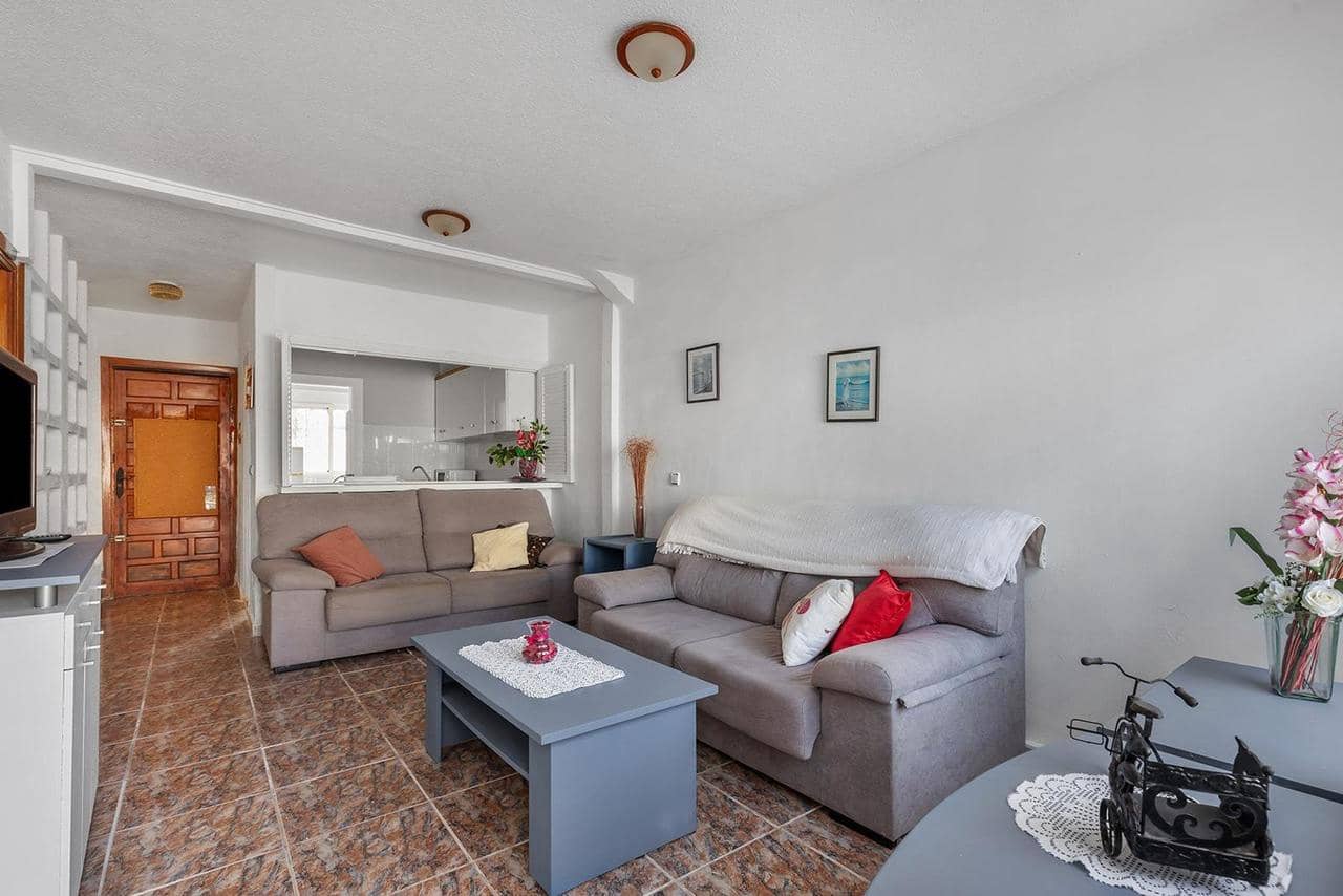 2 slaapkamer Huis te koop in Torrevieja met zwembad - € 150.000 (Ref: 9651216)