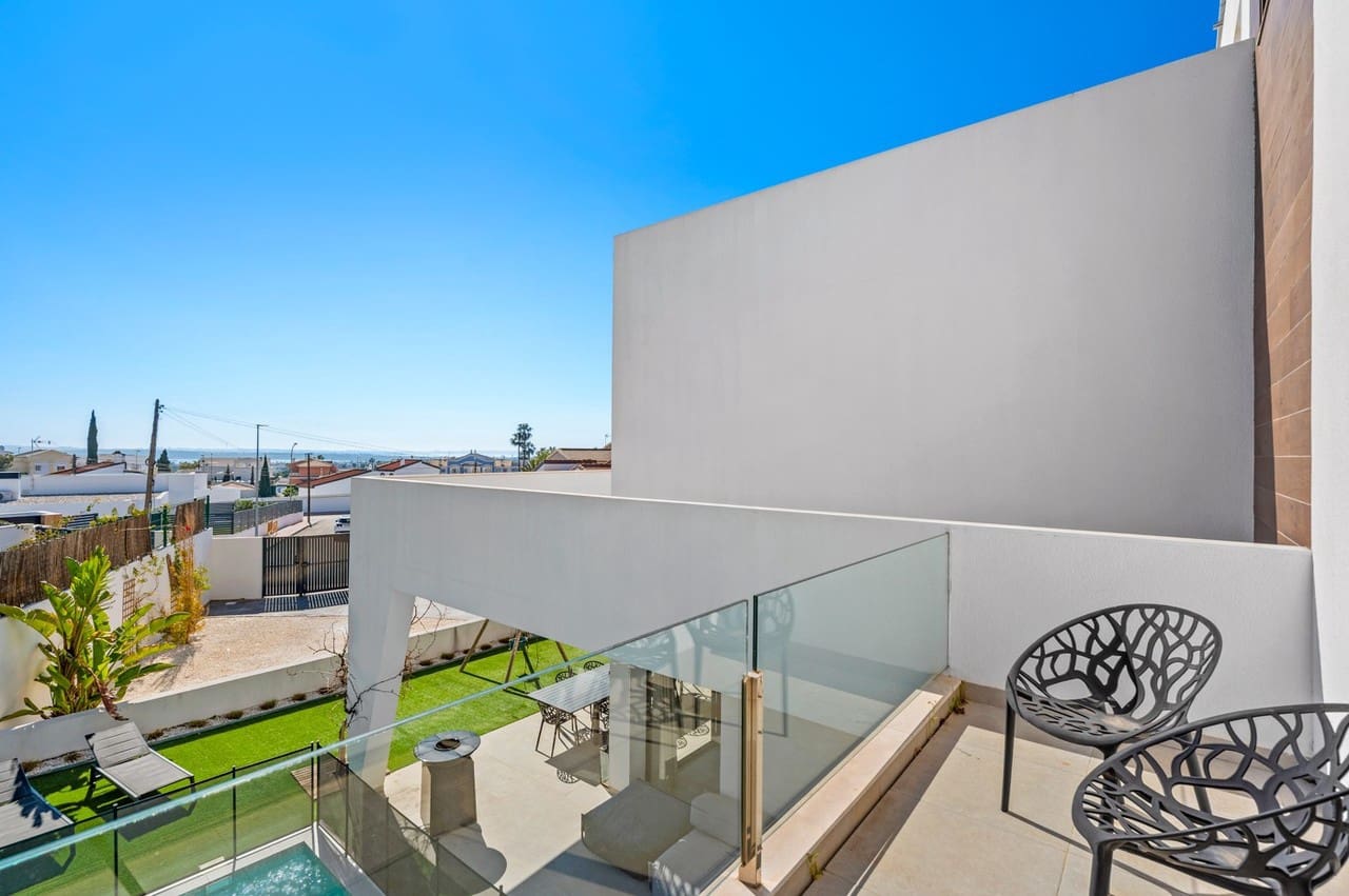 4 camera da letto Villa in vendita in Ciudad Quesada con piscina - 699.000 € (Rif: 9651220)