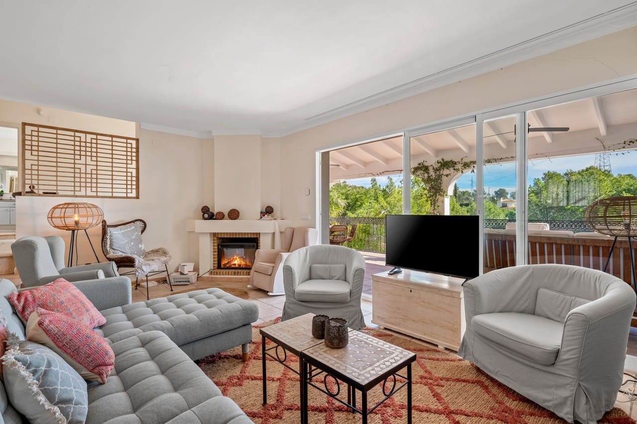 6 soveværelse Villa til salg i Altea med swimmingpool - € 985.000 (Ref: 9651222)