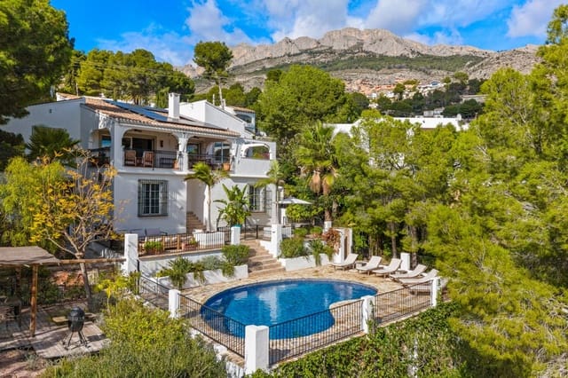 6 soveværelse Villa til salg i Altea med swimmingpool - € 985.000 (Ref: 9651222)