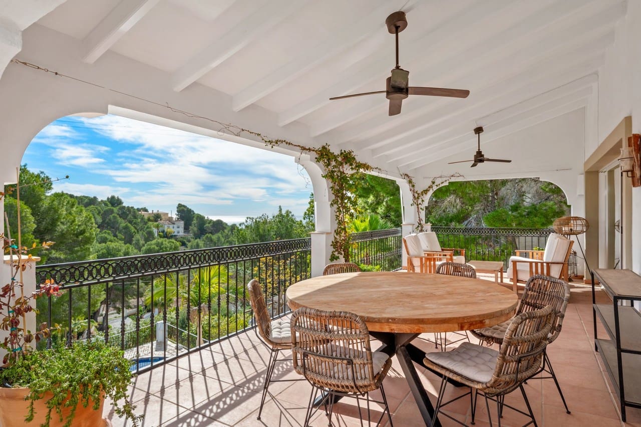 6 soveværelse Villa til salg i Altea med swimmingpool - € 985.000 (Ref: 9651222)