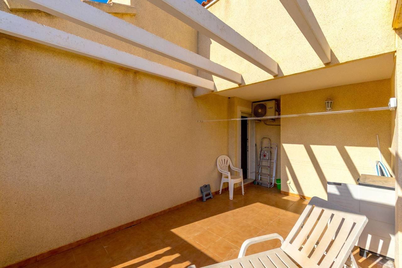 2 slaapkamer Appartement te koop in Orihuela Costa met zwembad - € 251.900 (Ref: 9655640)