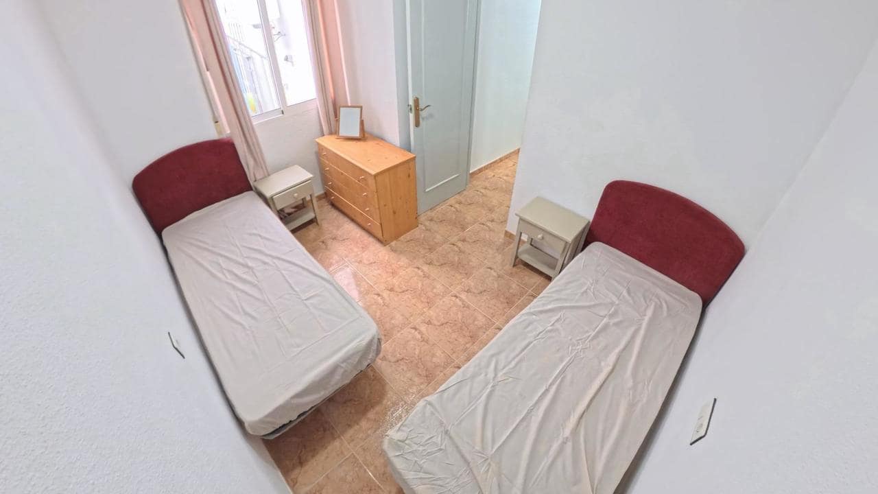 2 makuuhuone Bungalow myytävänä paikassa Torrevieja mukana uima-altaan - 155 000 € (Ref: 9655641)