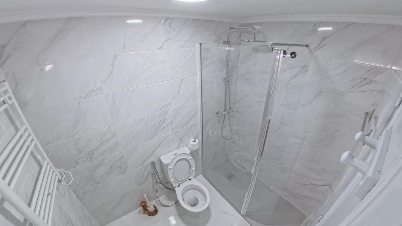 2 makuuhuone Bungalow myytävänä paikassa Torrevieja mukana uima-altaan - 155 000 € (Ref: 9655641)