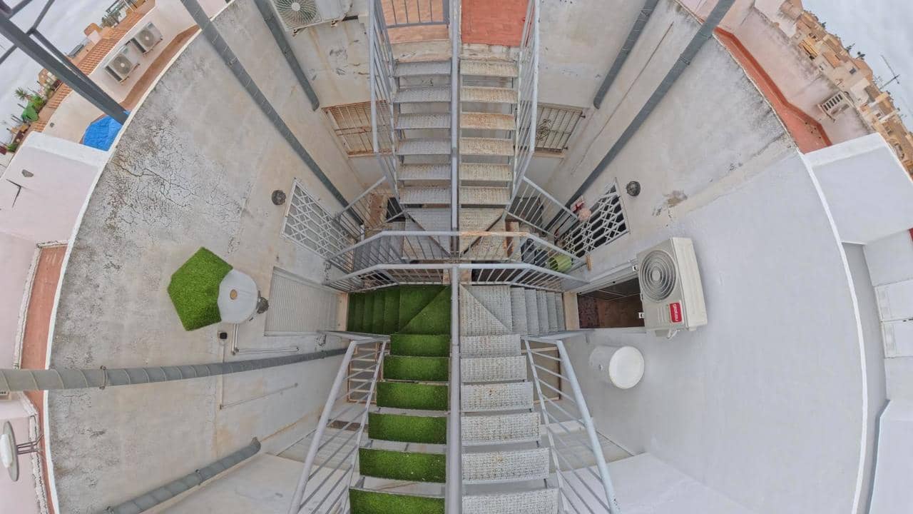 2 makuuhuone Bungalow myytävänä paikassa Torrevieja mukana uima-altaan - 155 000 € (Ref: 9655641)